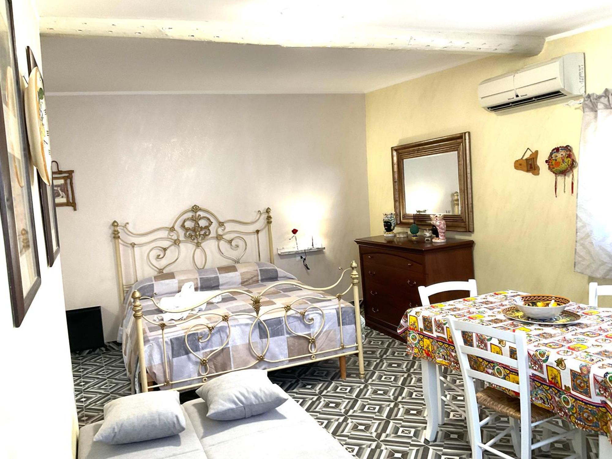 Eruption1669 Apartment Катания Екстериор снимка